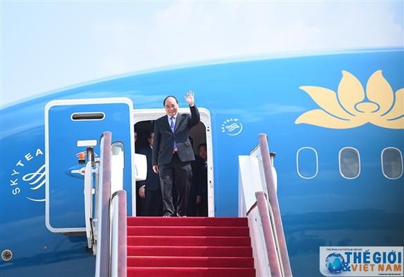 PM Nguyen Xuan Phuc attends World Economic Forum - ảnh 1